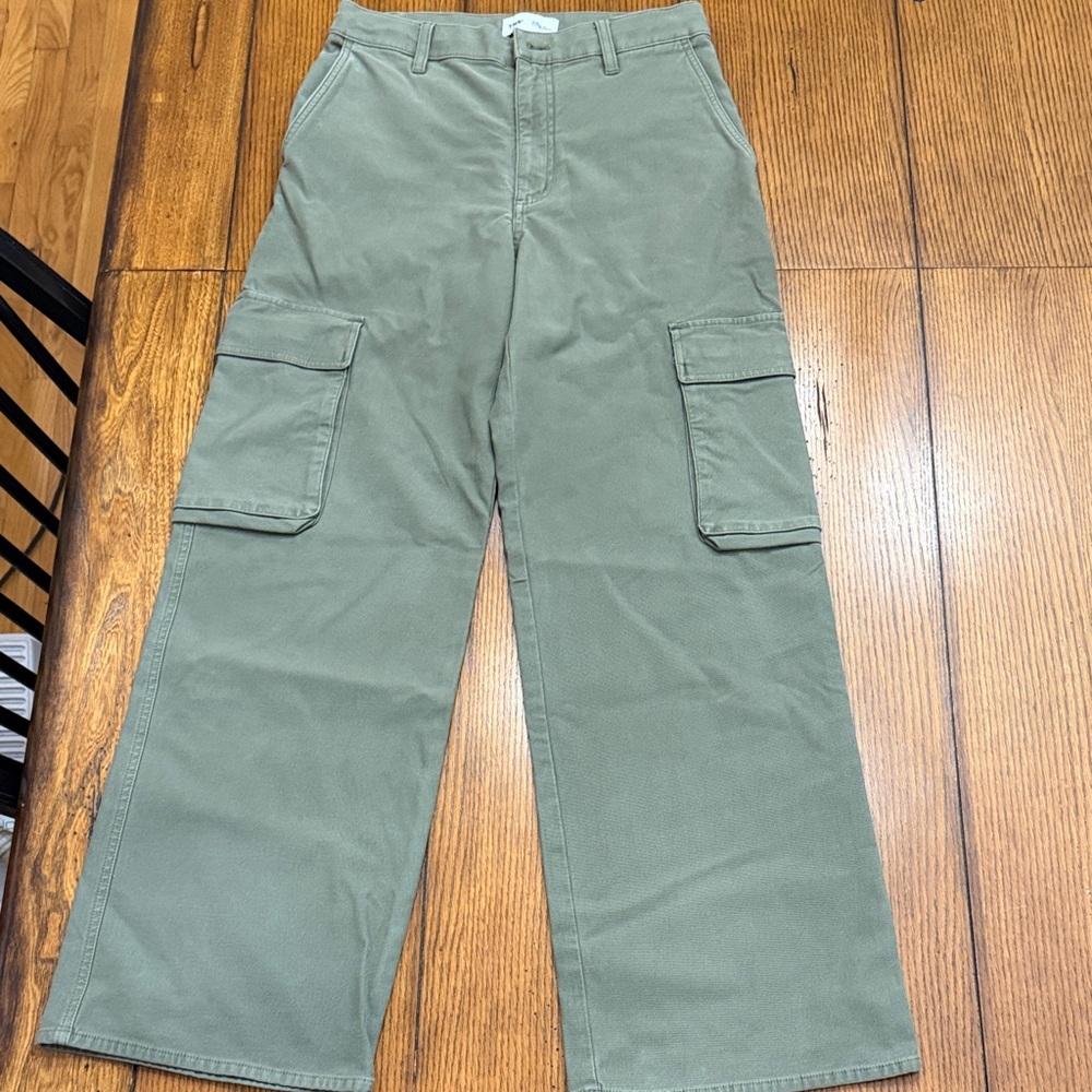 TNA Aritzia Sage Green Cargo Pants - Picture 3 of 4